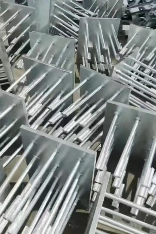 預埋件 熱鍍鋅預埋件  熱鍍鋅預埋件  橋梁鋼結構預埋板 幕墻配件 焊凳 四爪預埋焊凳